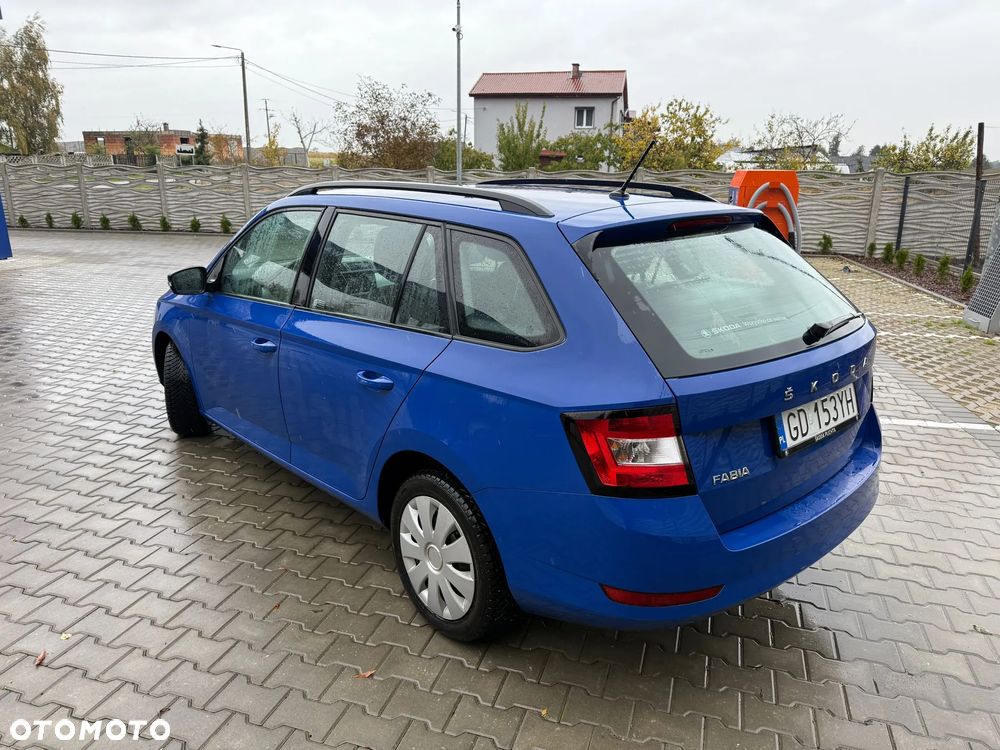 Skoda Fabia 1.0 Active - 4