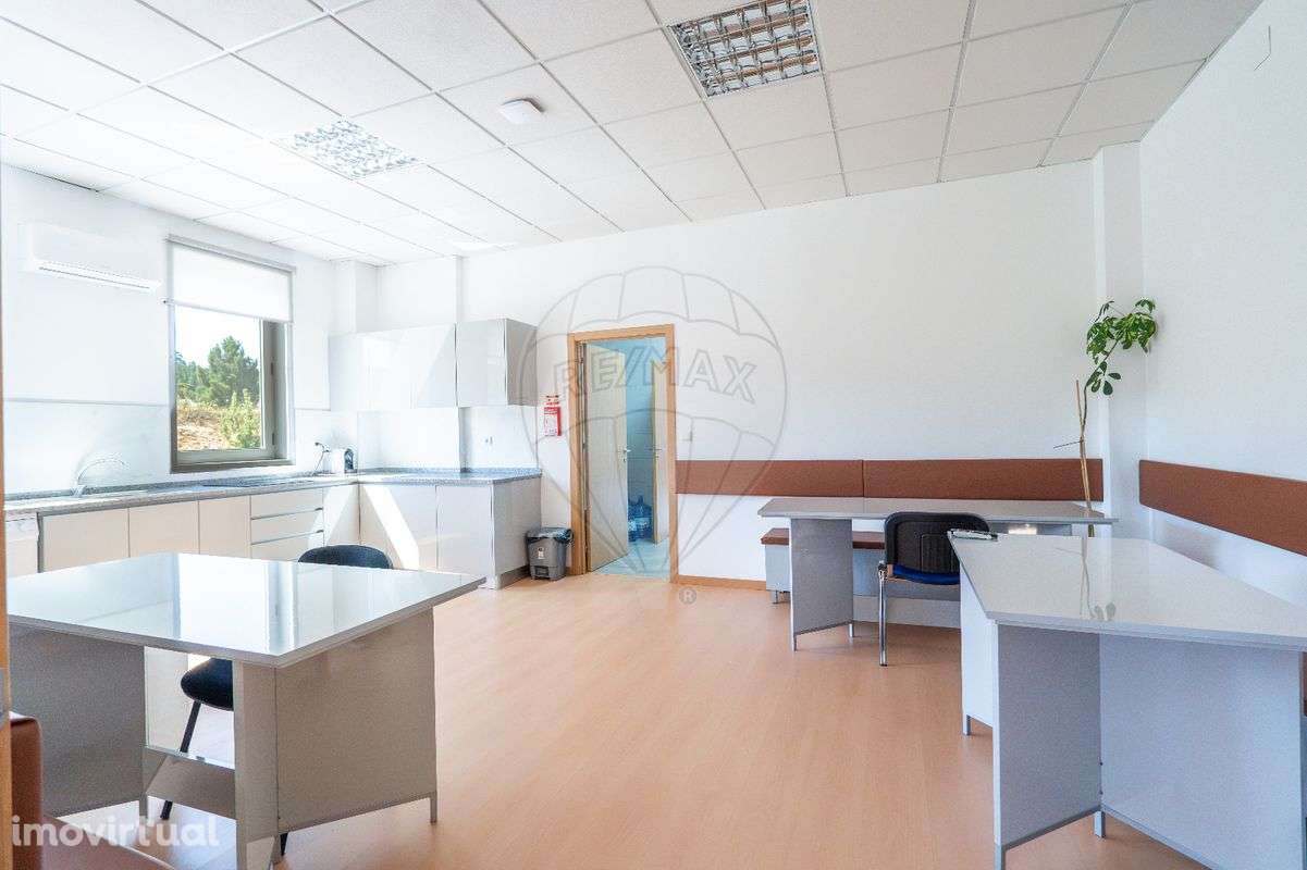 Armazém  para venda - Grande imagem: 2/30