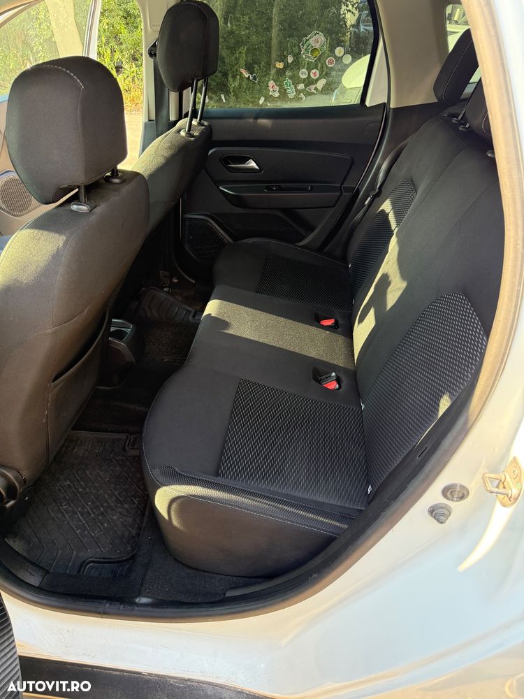 Dacia Duster 1.5 Blue dCi 4WD Prestige - 40