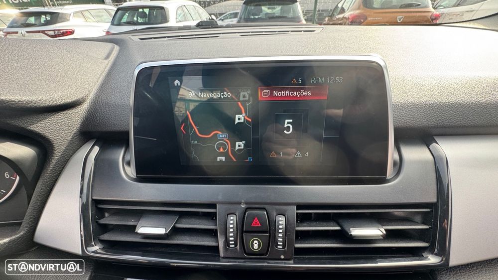 BMW 216 Gran Tourer d 7L Line Sport Auto - 38