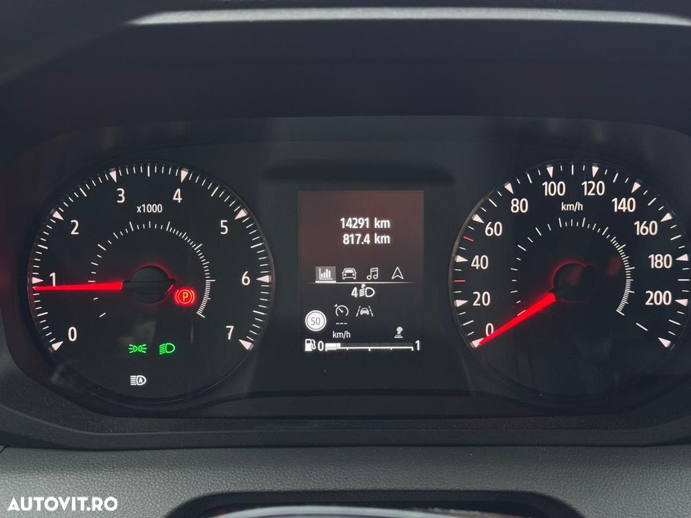 Nissan Interstar - 19