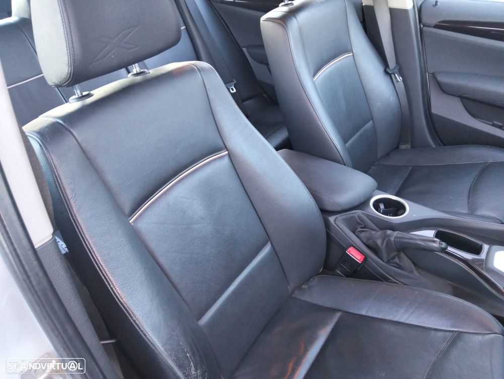 BMW X1 118D X-Drive Ano 2012 - 5