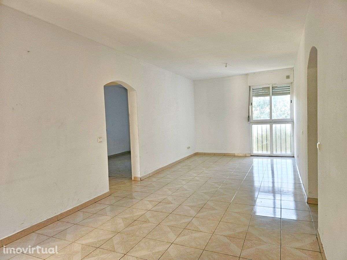 Apartamento T2 no Coração do Miratejo com Excelentes Acessos - Grande imagem: 4/16