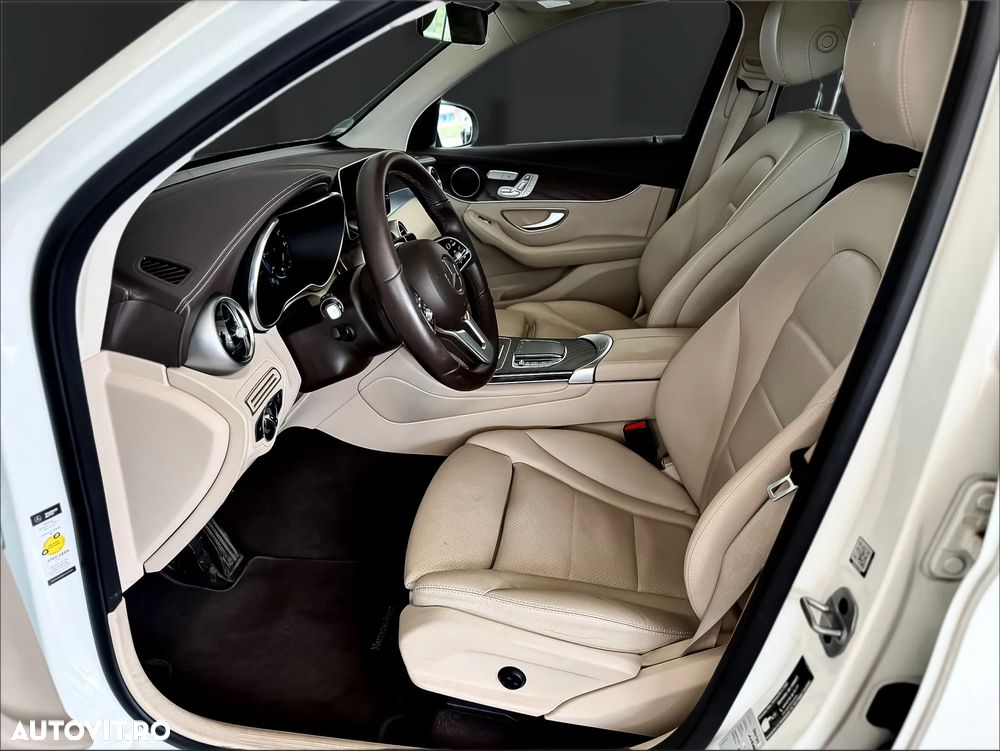 Mercedes-Benz GLC 300 de 4Matic 9G-TRONIC - 11