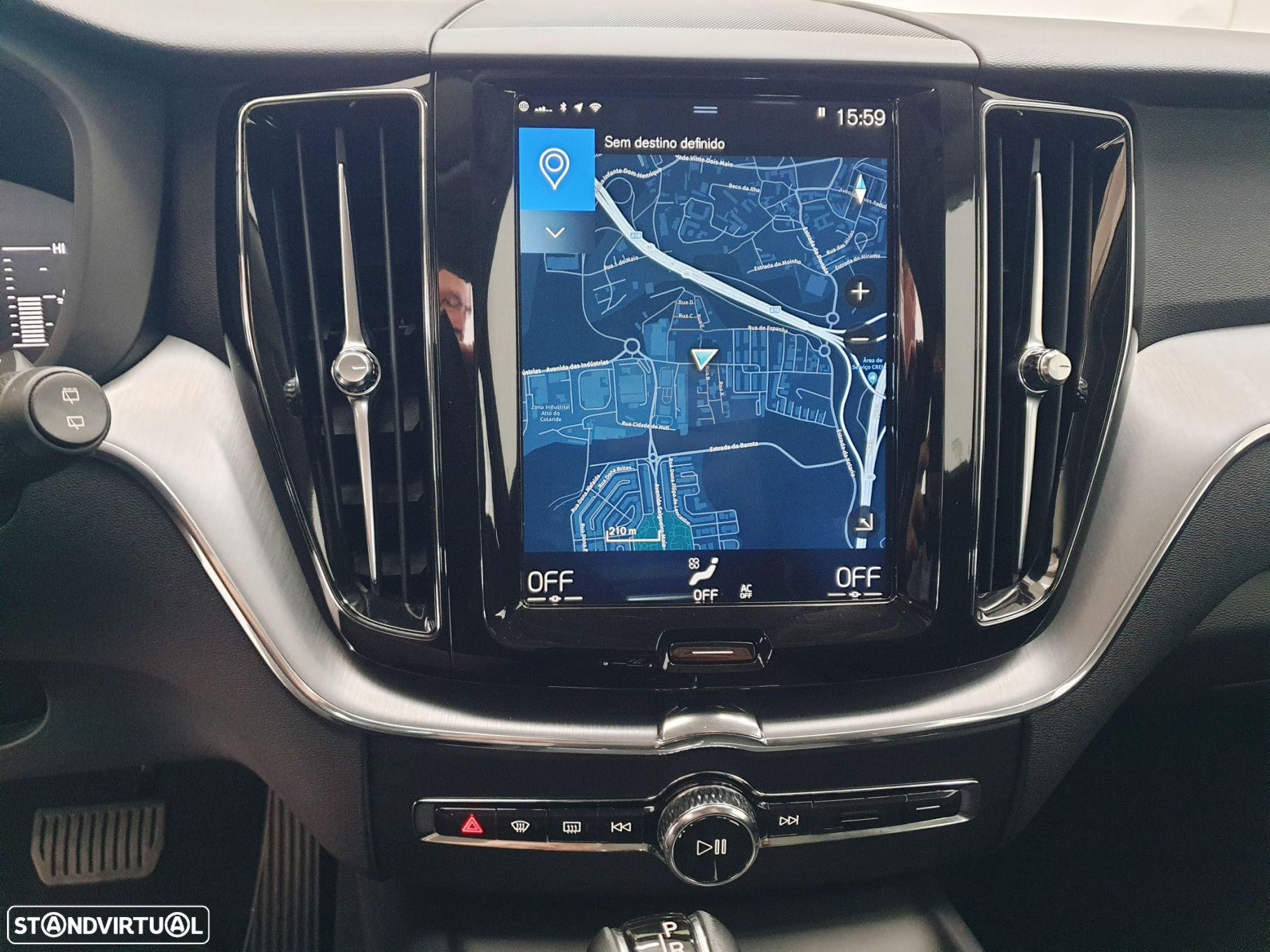 Volvo XC 60 2.0 D4 Momentum Geartronic - 18