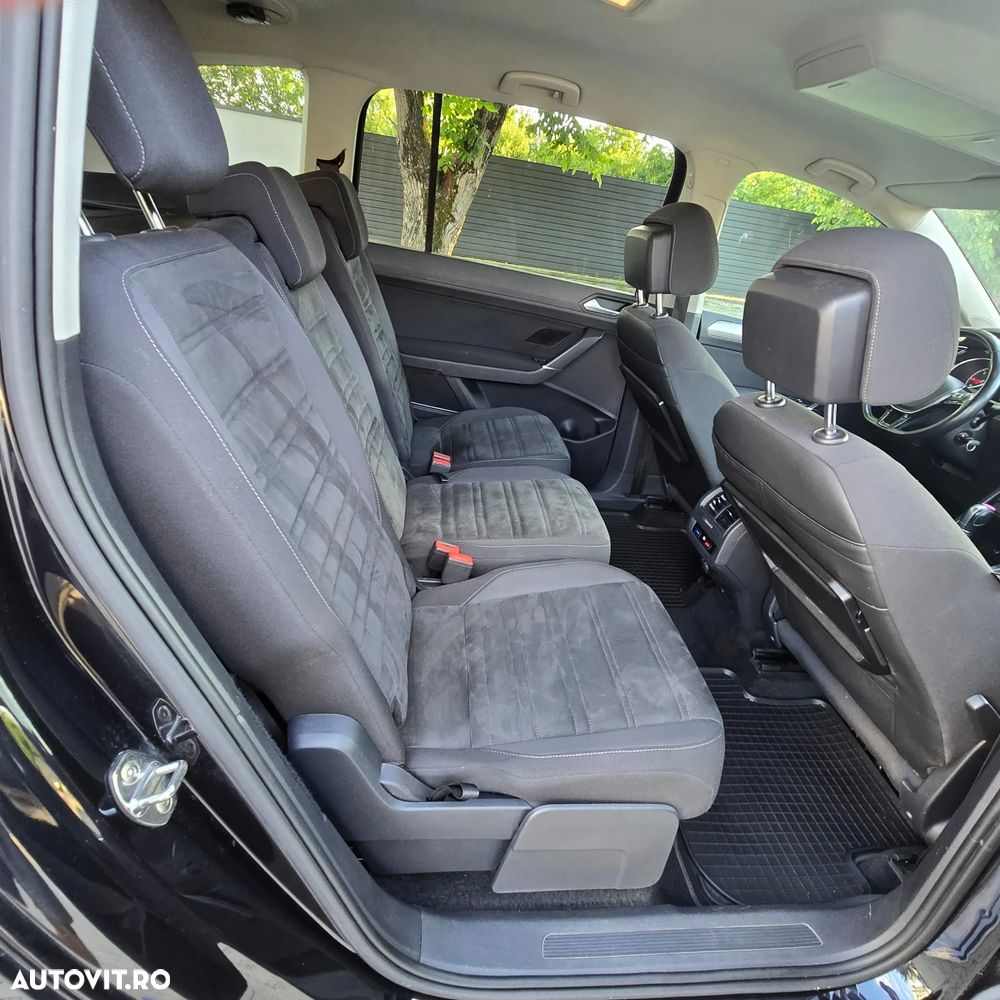 Volkswagen Touran 2.0 TDI DSG Highline - 8