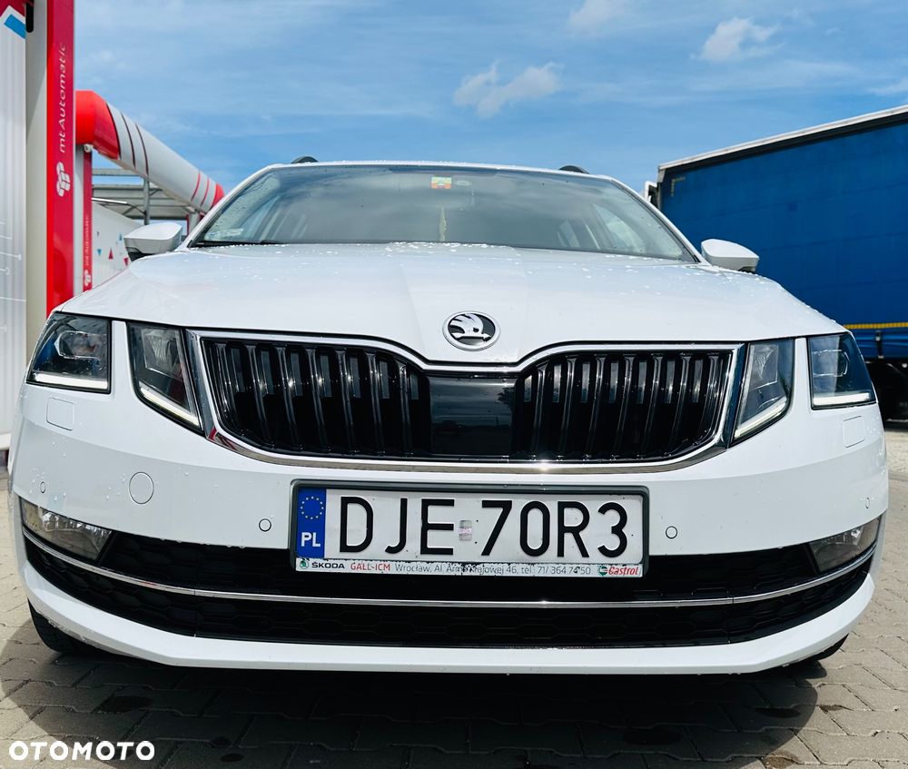 Skoda Octavia 2.0 TDI Style DSG - 23