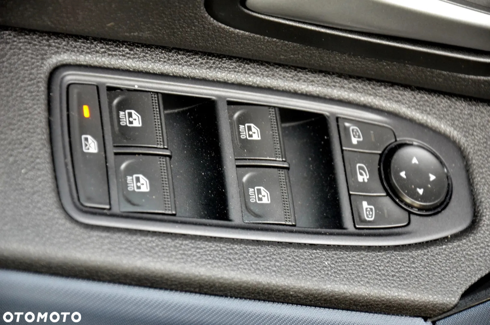 Dacia Duster 1.6 Full Hybrid 140 Expression MMT - 28