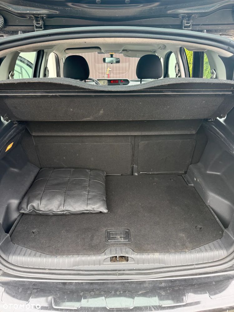 Citroën C3 Picasso 1.4i SX - 23