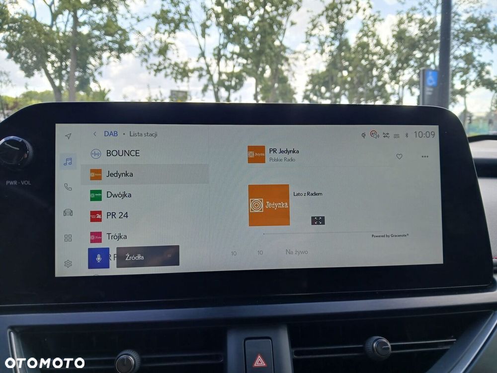 Lexus UX 300h F Sport AWD - 21