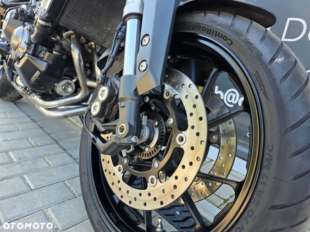 Yamaha MT - 24