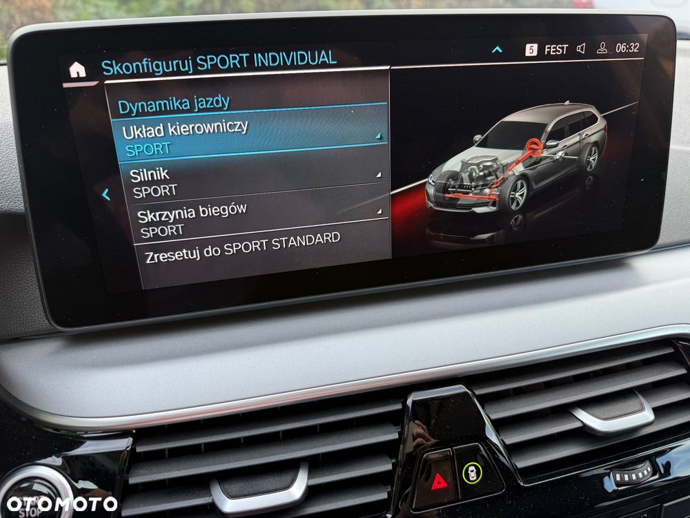 BMW Seria 5 530e xDrive Luxury Line sport - 33