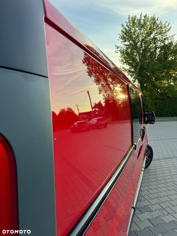 Opel Vivaro - 9