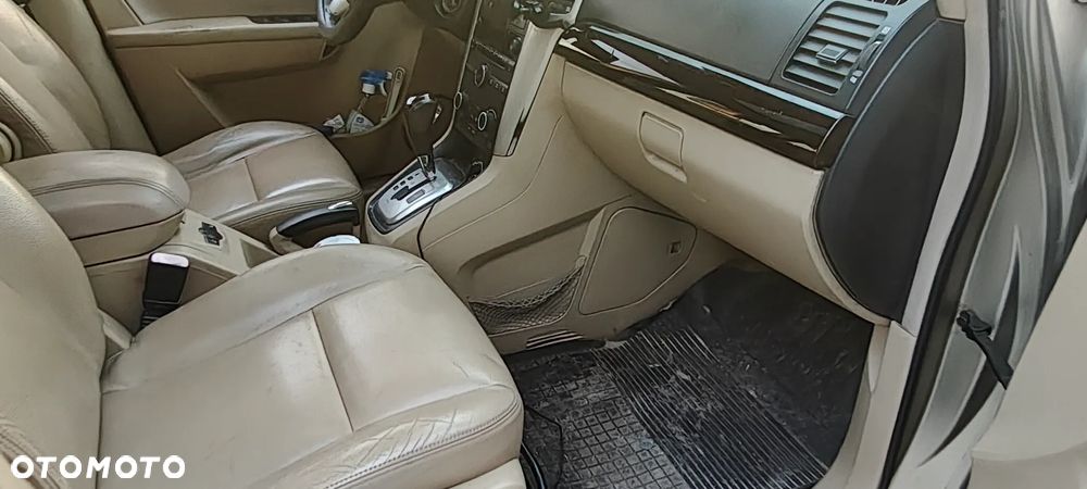 Chevrolet Captiva - 12