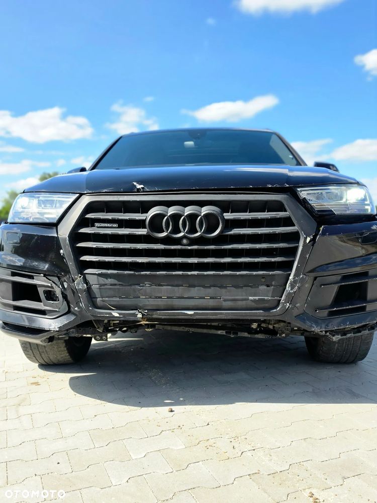 Audi Q7 3.0 TFSI Quattro Tiptronic - 6
