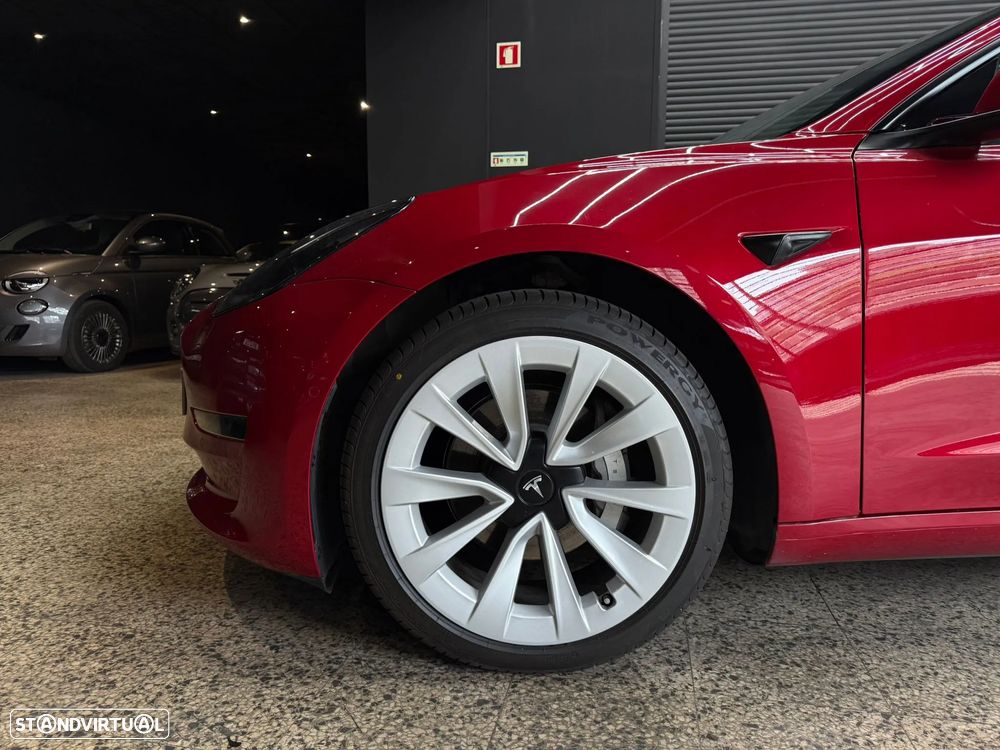 Tesla Model 3 Long-Range Dual Motor AWD - 4