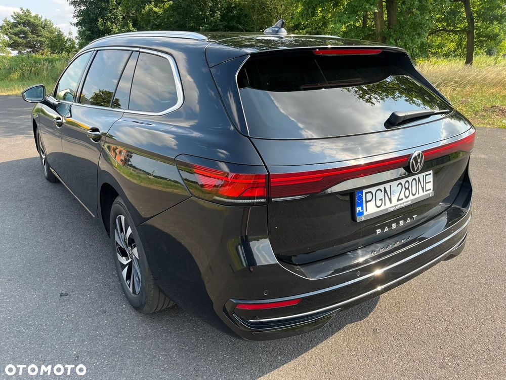 Volkswagen Passat 2.0 TDI SCR DSG Business - 14