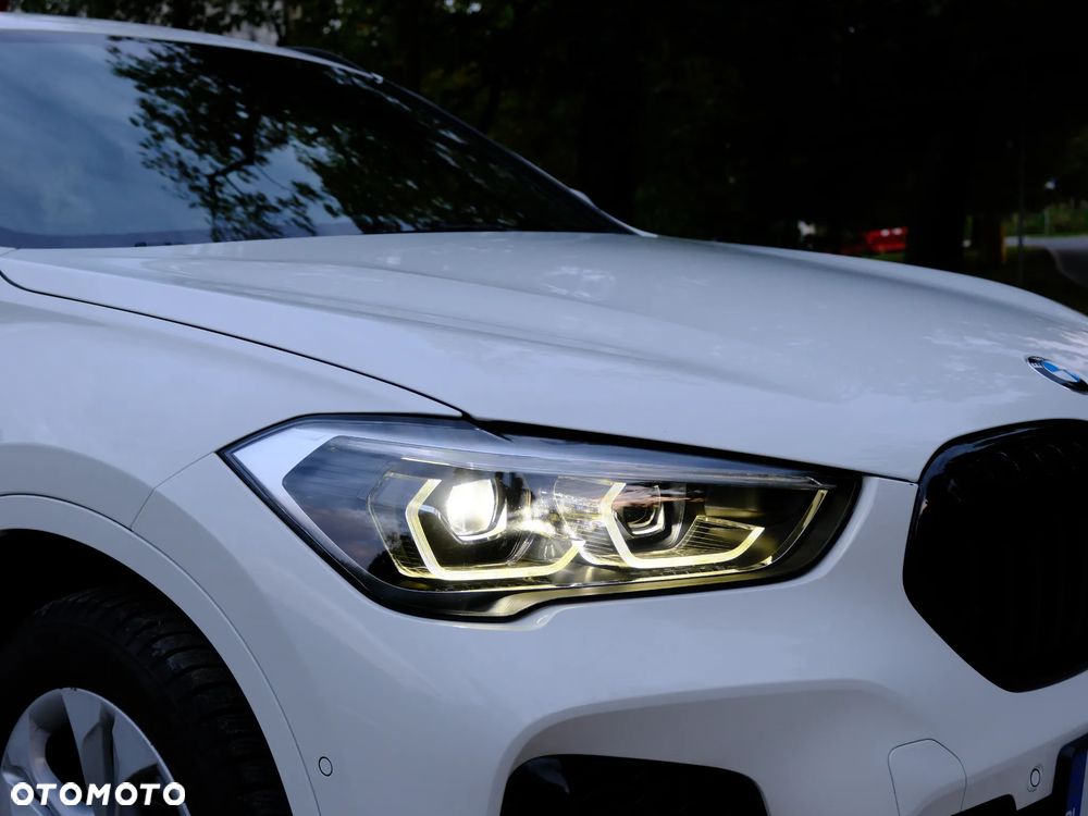 BMW X1 xDrive20d M Sport - 11