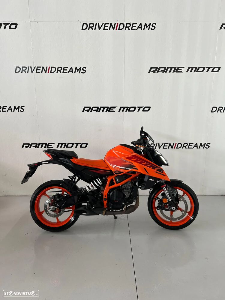 KTM Duke 390 - 1
