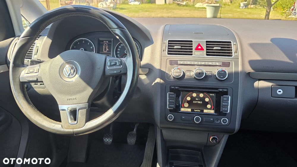 Volkswagen Touran 1.4 TSI Highline Perfectline - 17