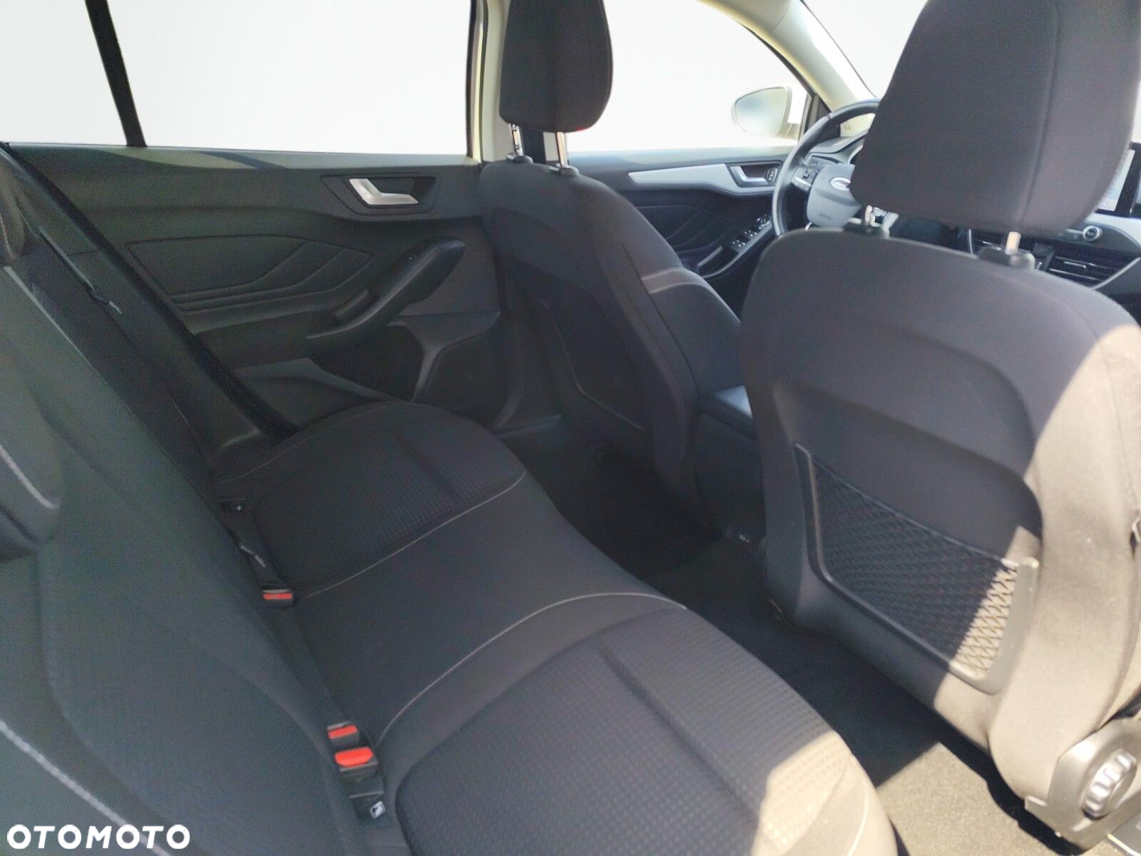 Ford Focus - 16