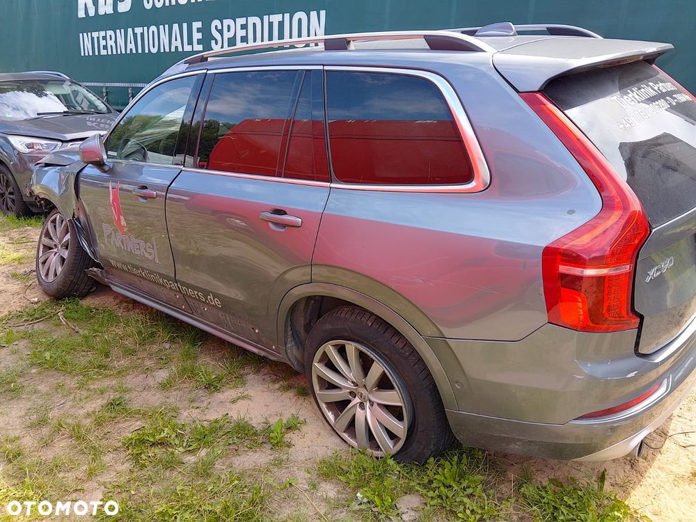 Volvo XC 90 D5 AWD Geartronic Momentum - 7