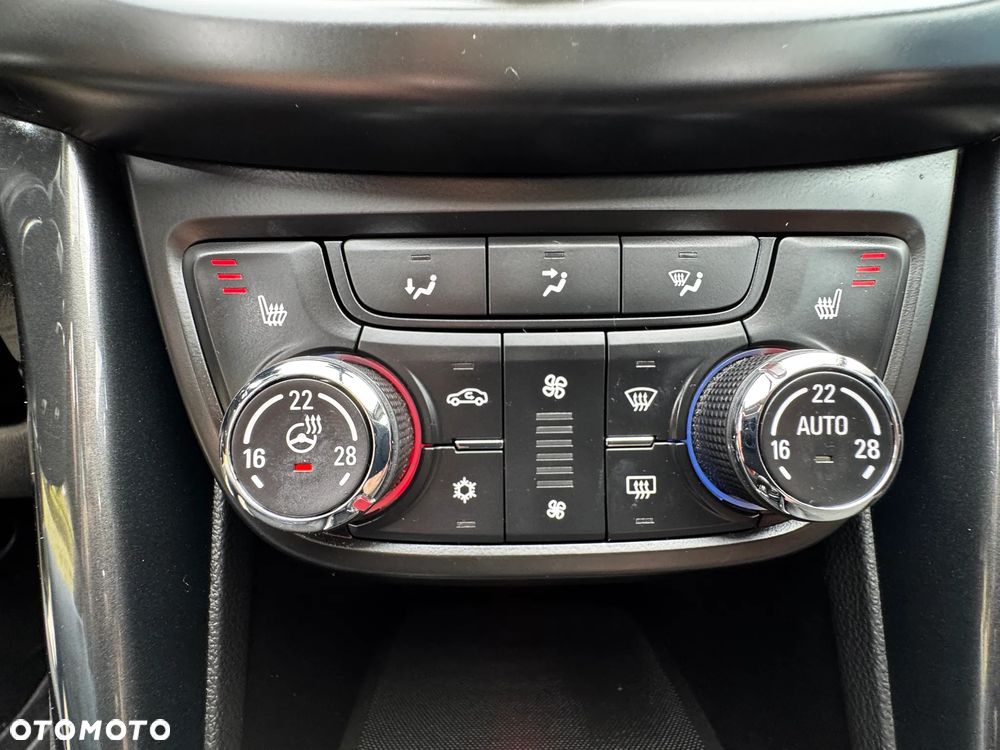 Opel Zafira 1.4 Turbo (ecoFLEX) Start/Stop Business Innovation - 32