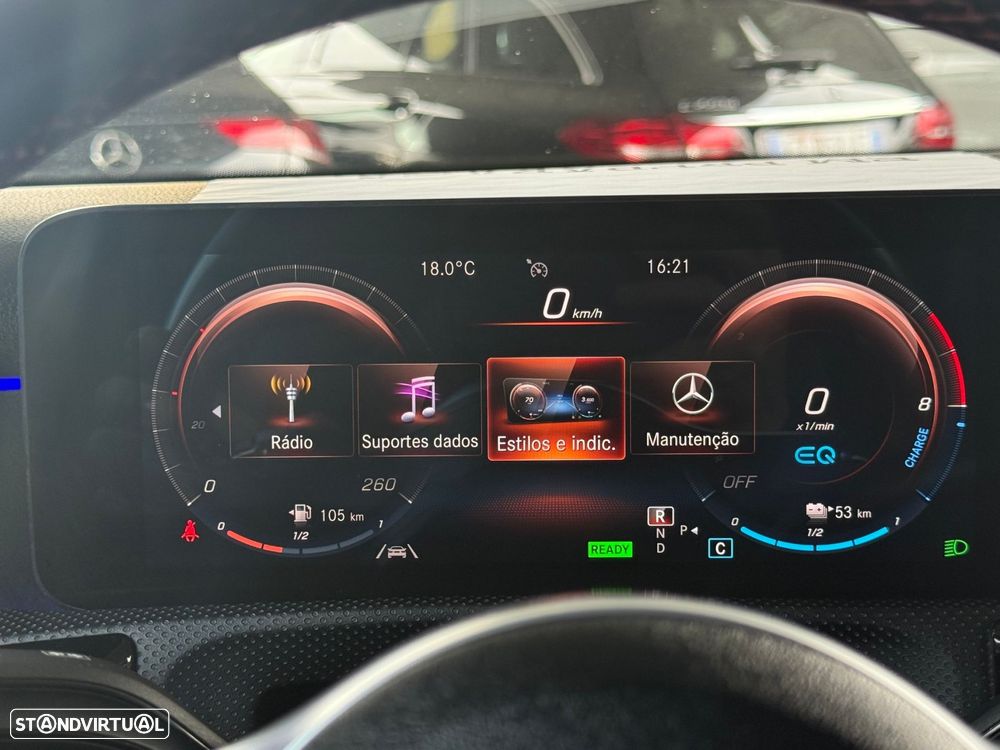 Mercedes-Benz A 250 e AMG Line - 54