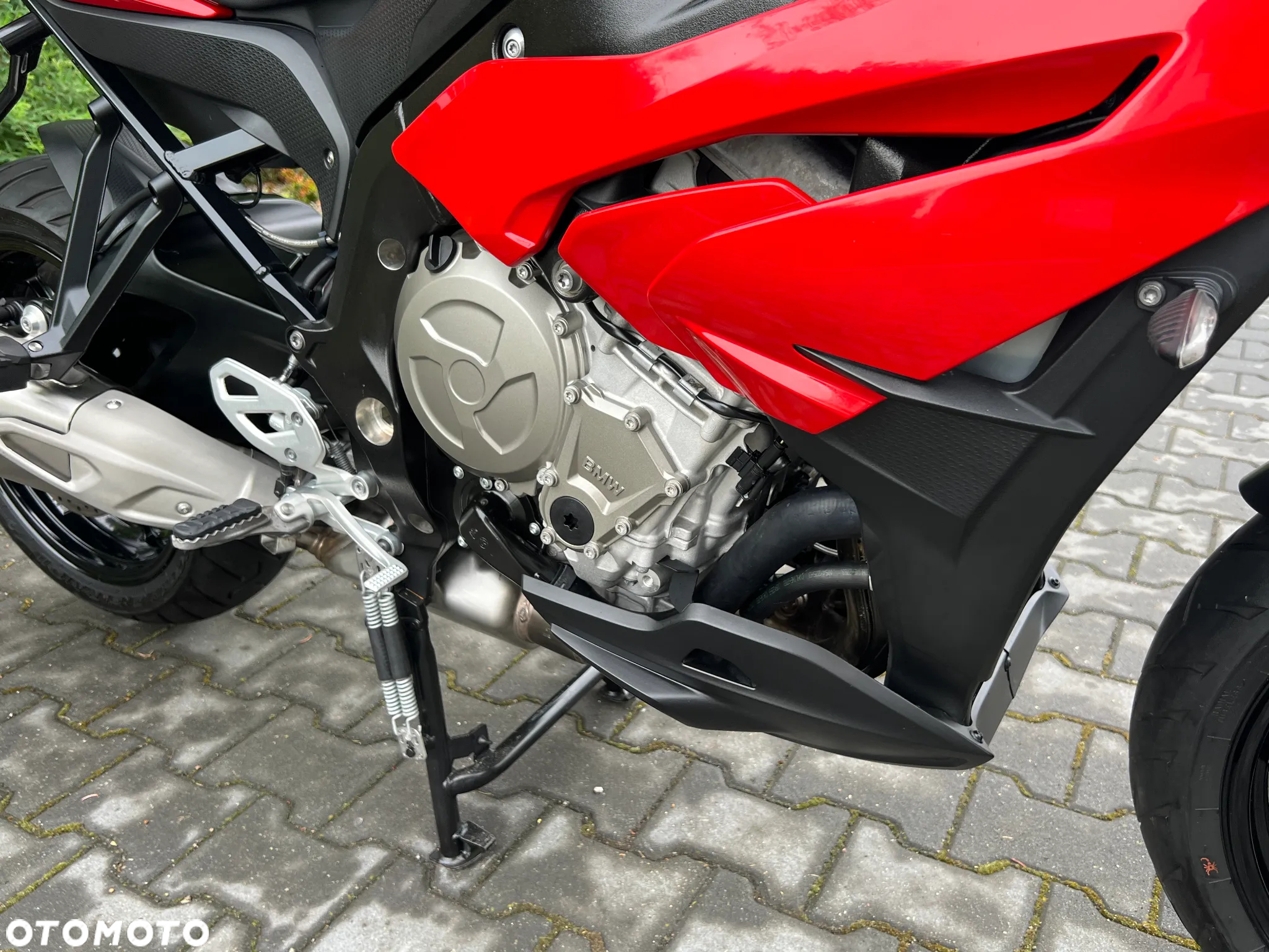 BMW XR - 24