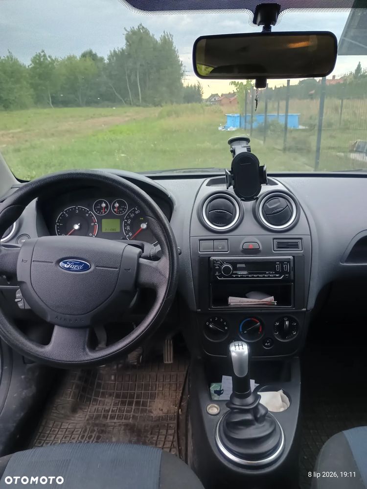 Ford Fiesta 1.4 TDCI - 6