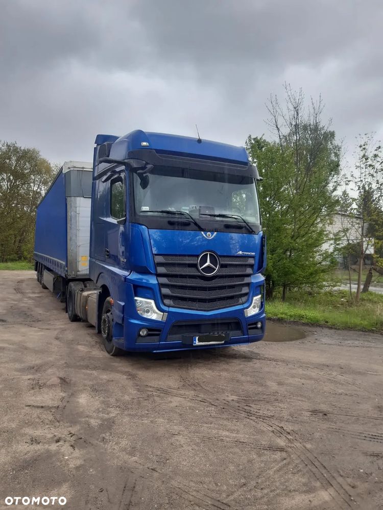 Mercedes-Benz ACTROS - 1