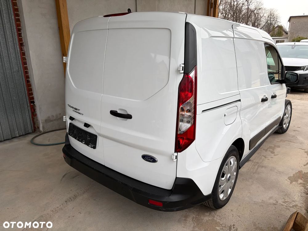 Ford Transit Connect - 4