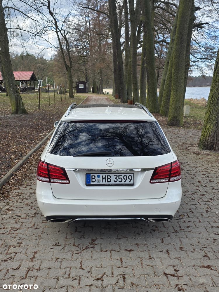 Mercedes-Benz Klasa E 300 BlueTEC 9G-TRONIC Elegance - 2