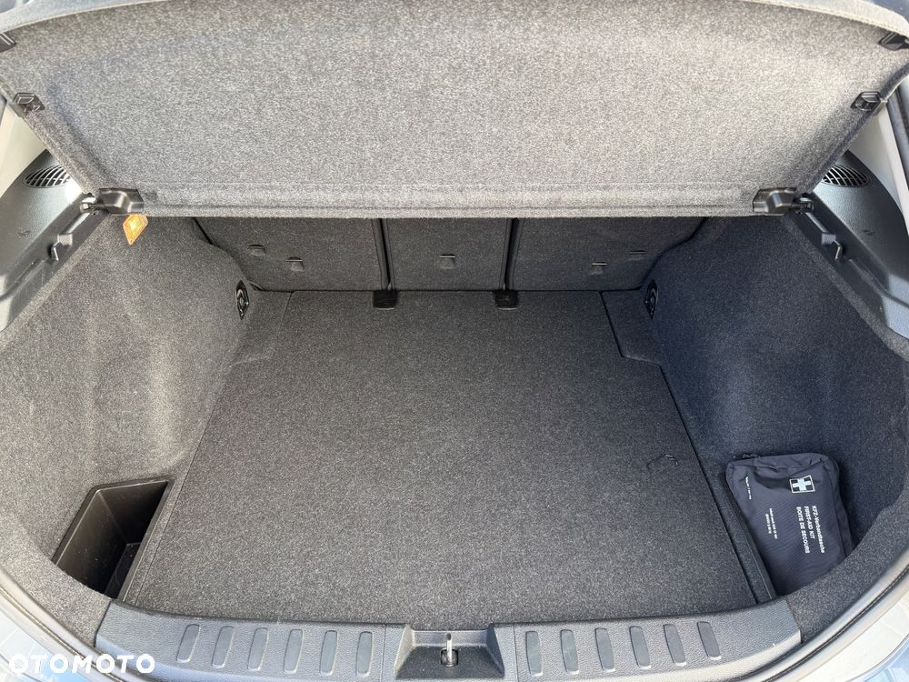 BMW X1 sDrive18i - 14