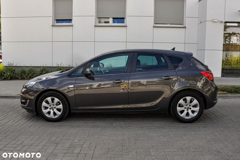 Opel Astra - 2