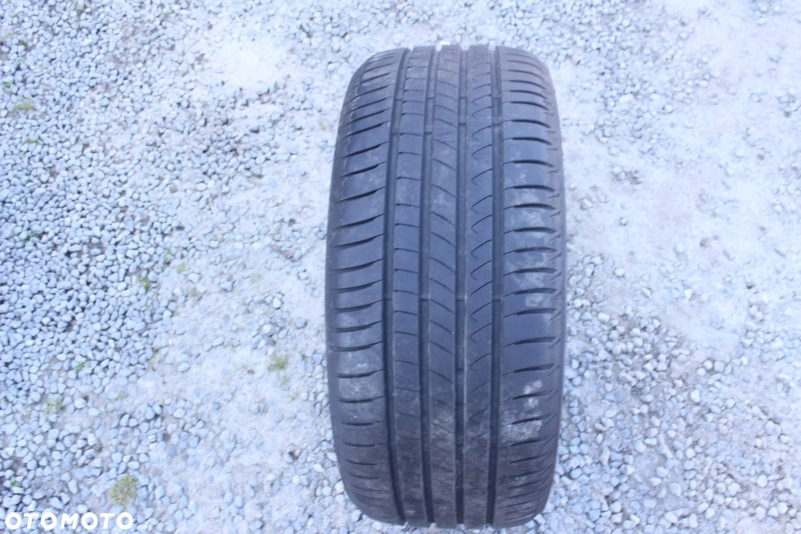 Opona Pojedyncza Dayton Touring 2 225/40 R18 7mm. 2020r. - 2