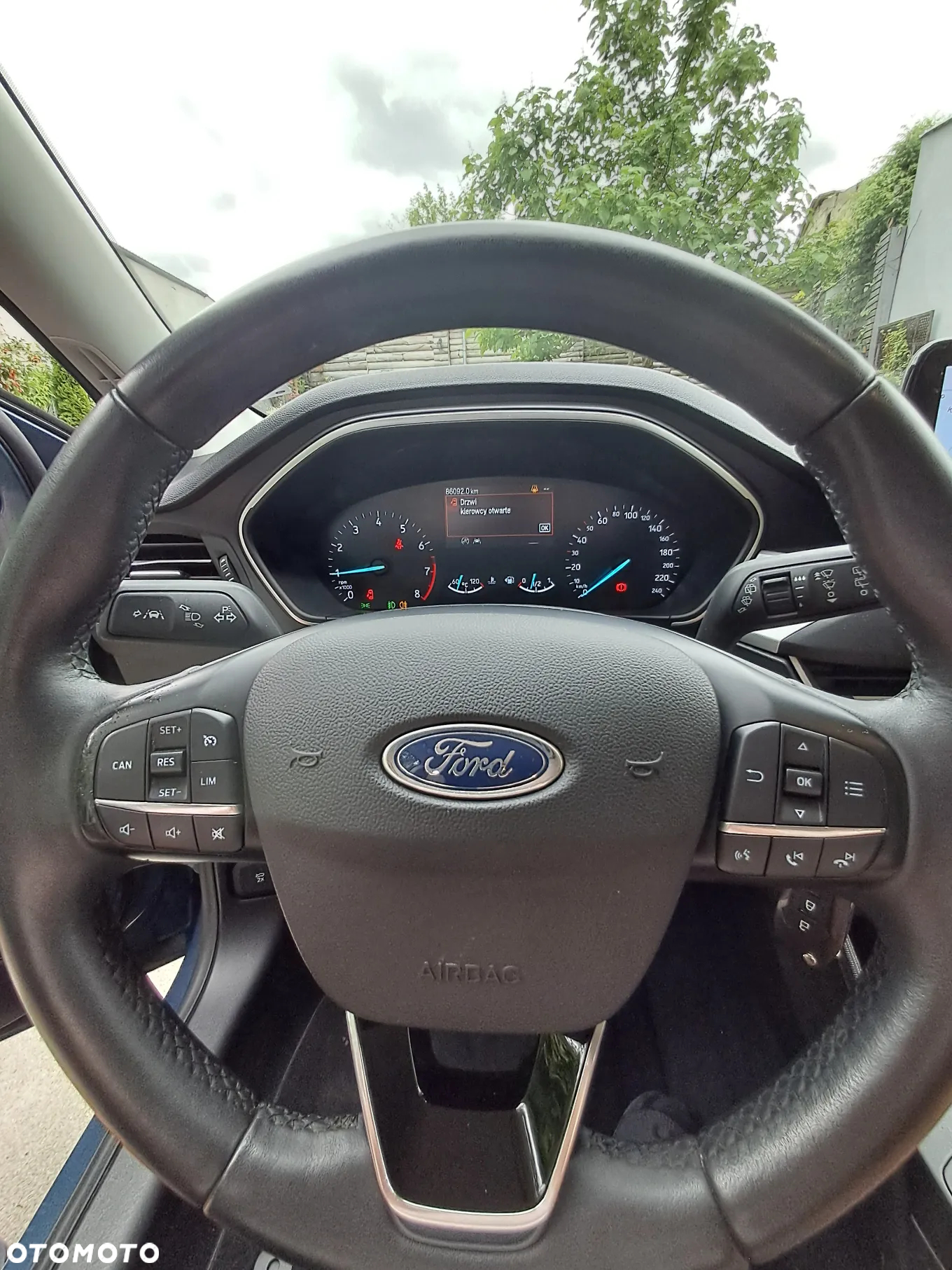 Ford Focus 1.0 EcoBoost Connected - 17