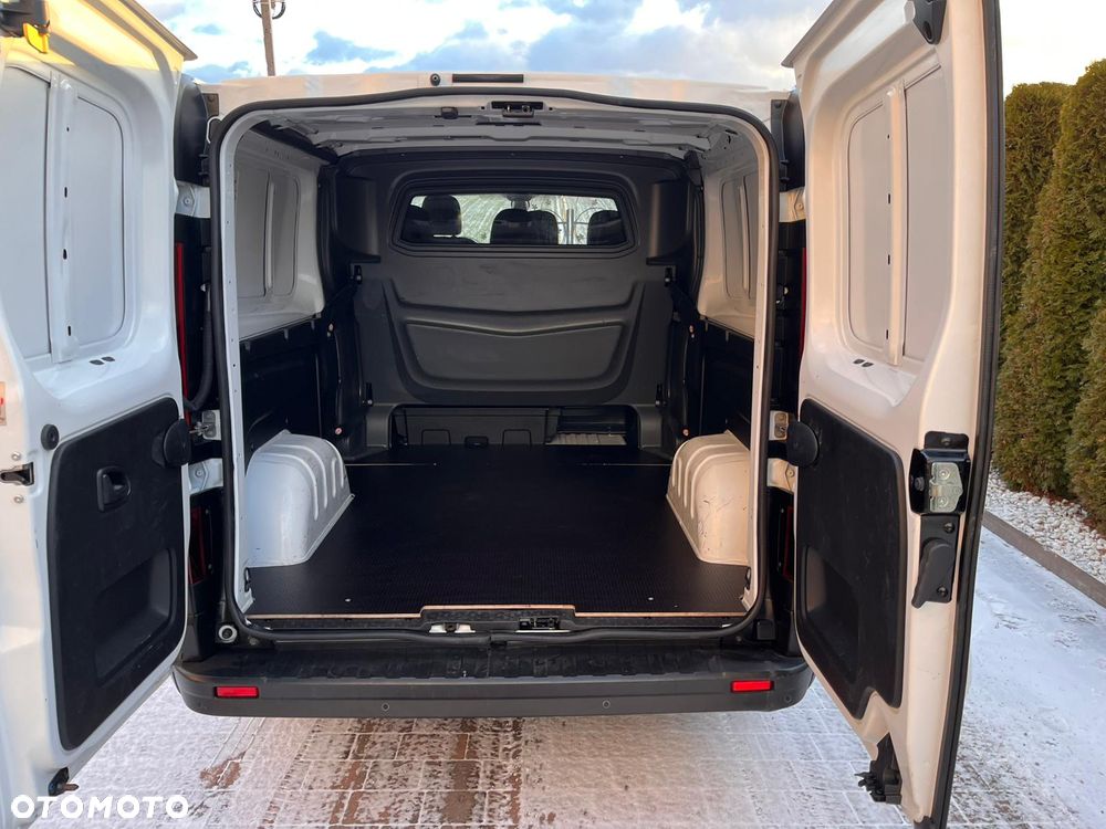 Renault Trafic - 18