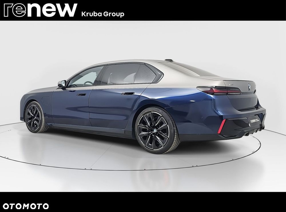 BMW Seria 7 750e PHEV xDrive M Sport sport - 7