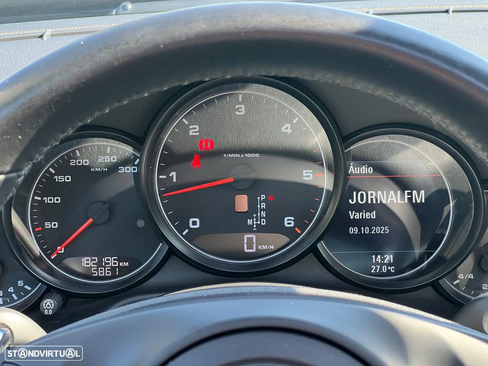 Porsche Panamera Platinum Edition - 17