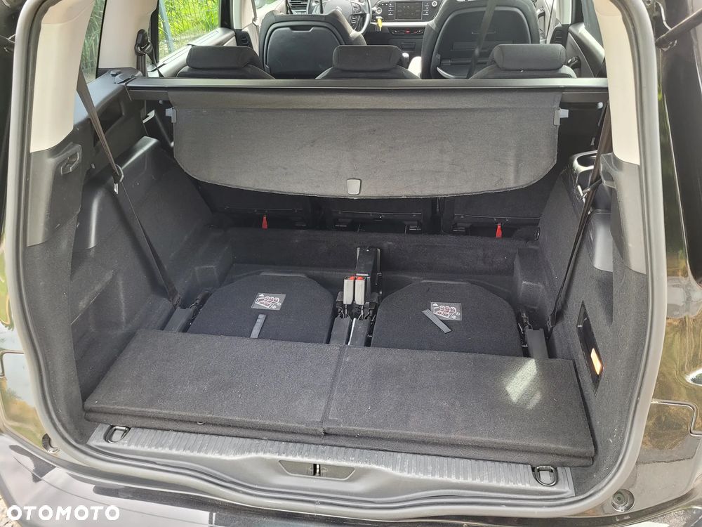 Citroën C4 Picasso - 25