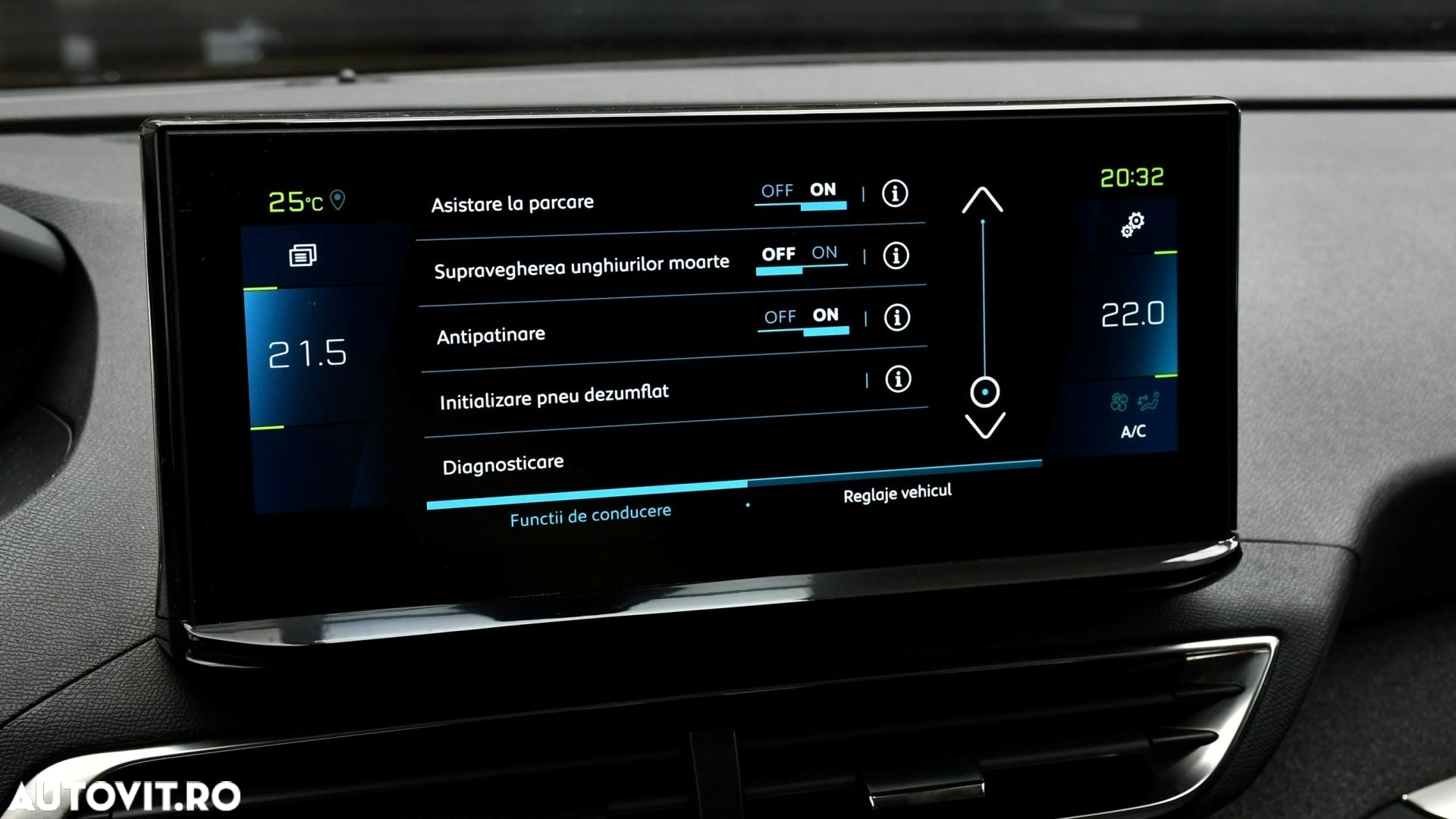 Peugeot 3008 PHEV EAT8 Allure - 18