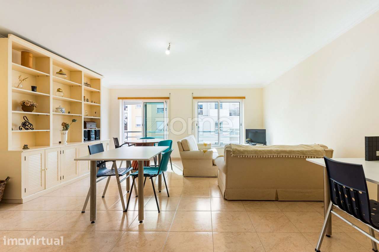 Apartamento T2 + 1 duplex com varanda, Montijo - Grande imagem: 5/26