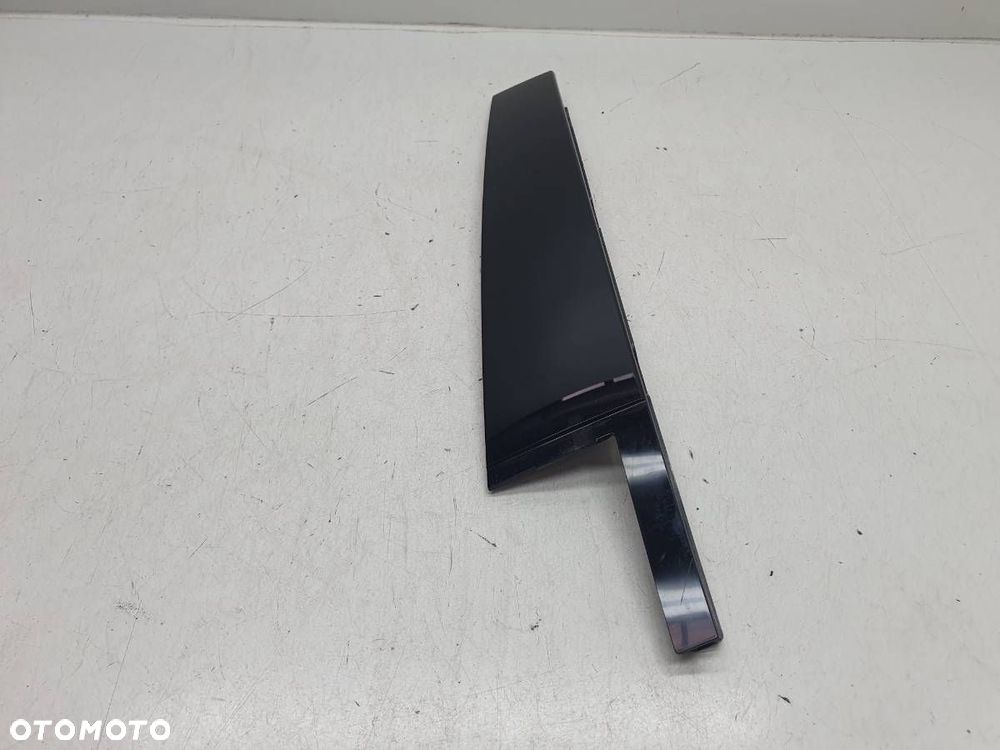 LISTWA DRZWI TYŁ TYLNA LEWA SKODA OCTAVIA IV KOMBI 5E3839901A