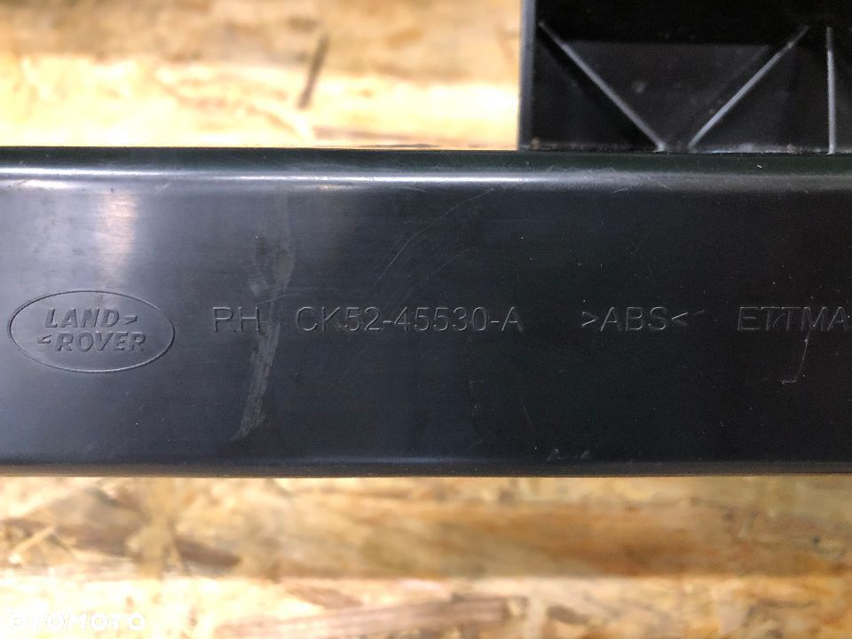 RANGE ROVER VOGUE IV L405 2012-> BOCZEK OSŁONA BAGAŻNIKA ATRAPA GŁOSNIKA PLASTIK CK52-45530 - 2