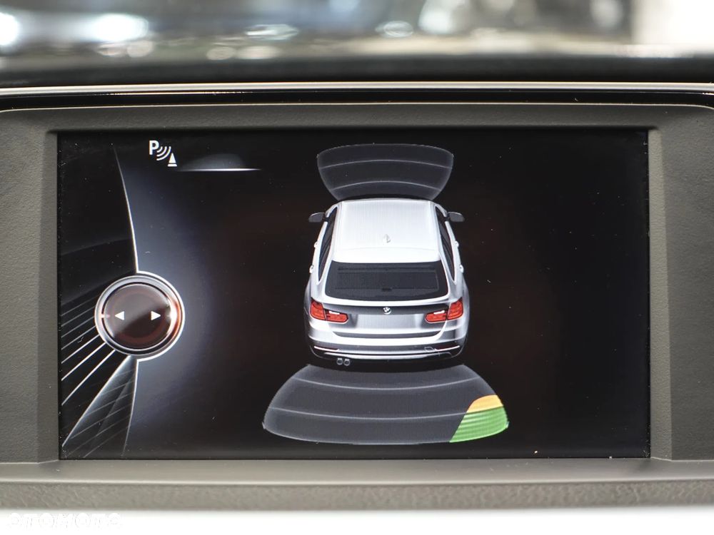 BMW Seria 3 325d Blue Performance Sport Line - 34