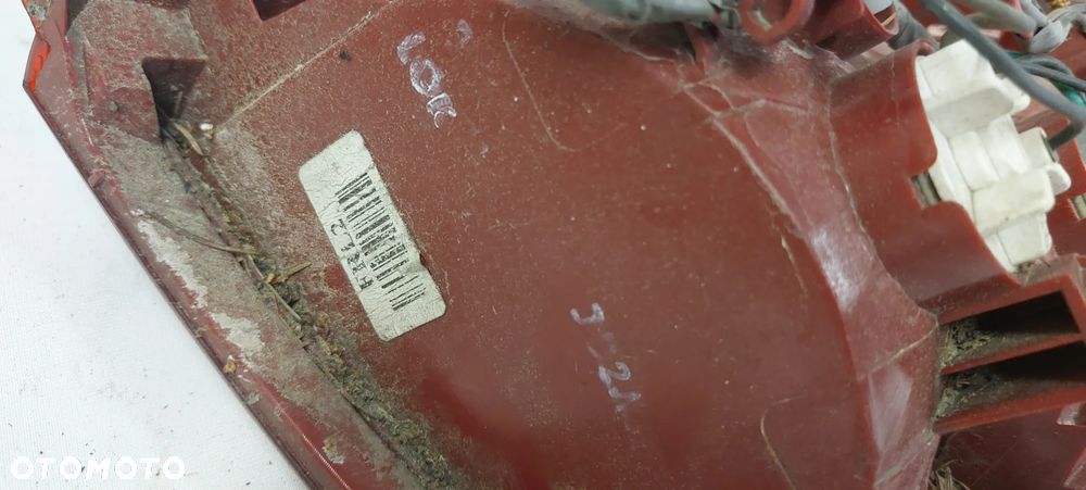.  TYL TYLNA LAMPA LEWA HYUNDAI I10 - 6