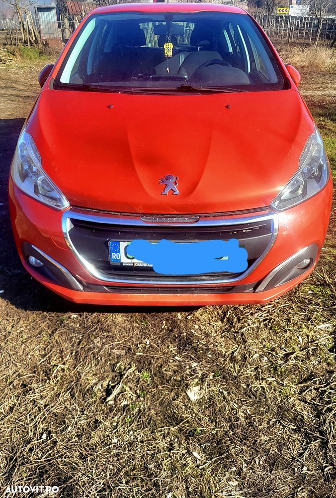 Peugeot 208 - 1