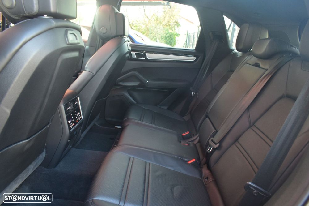 Porsche Cayenne E-Hybrid - 12