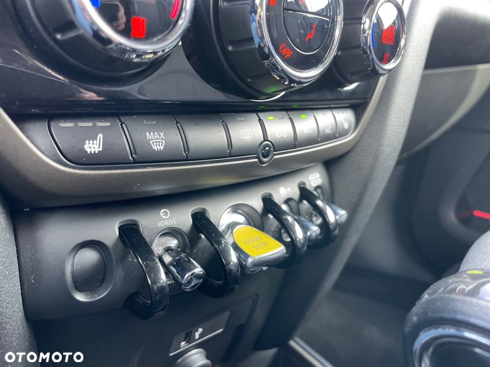 MINI Countryman Cooper SE ALL4 - 30